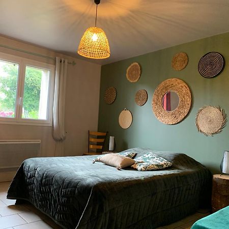 A La Mare Du Vieux Chene Bed & Breakfast Bellegarde-Poussieu Eksteriør bilde